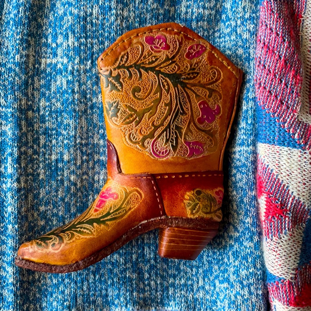 {Home decor} western boot!